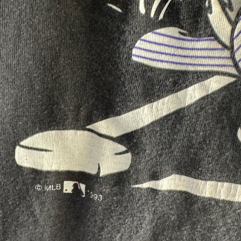 Vintage Bugs bunny  Rockies Graphic T-Shirt - Picture 3 of 7